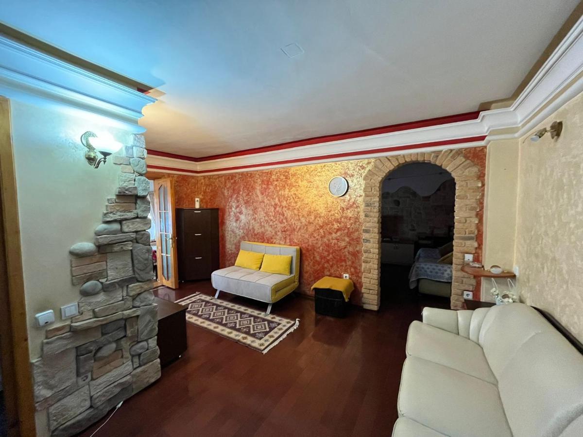 Apartament Central Targu Neamt Exterior photo